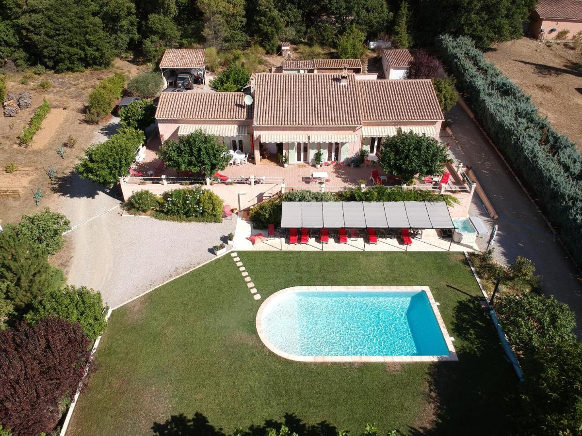 Bed and Breakfast La Bastide Des Roses Saint-Julien-d'Asse Екстер'єр фото
