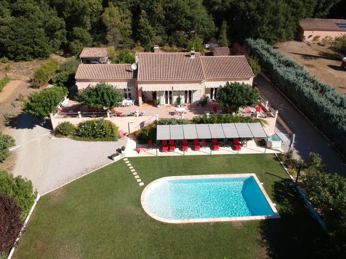 Bed and Breakfast La Bastide Des Roses Saint-Julien-d'Asse Екстер'єр фото