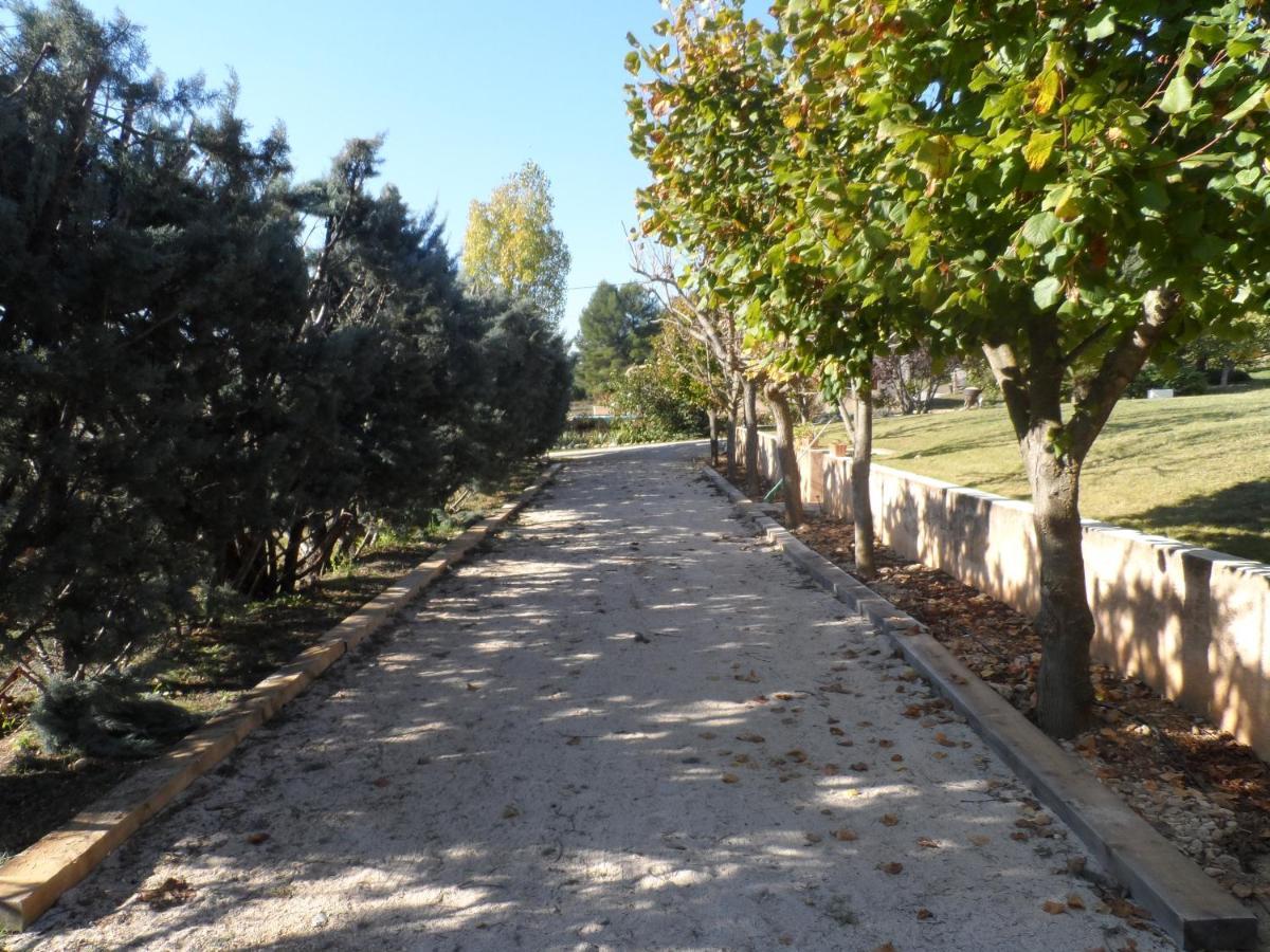 Bed and Breakfast La Bastide Des Roses Saint-Julien-d'Asse Екстер'єр фото