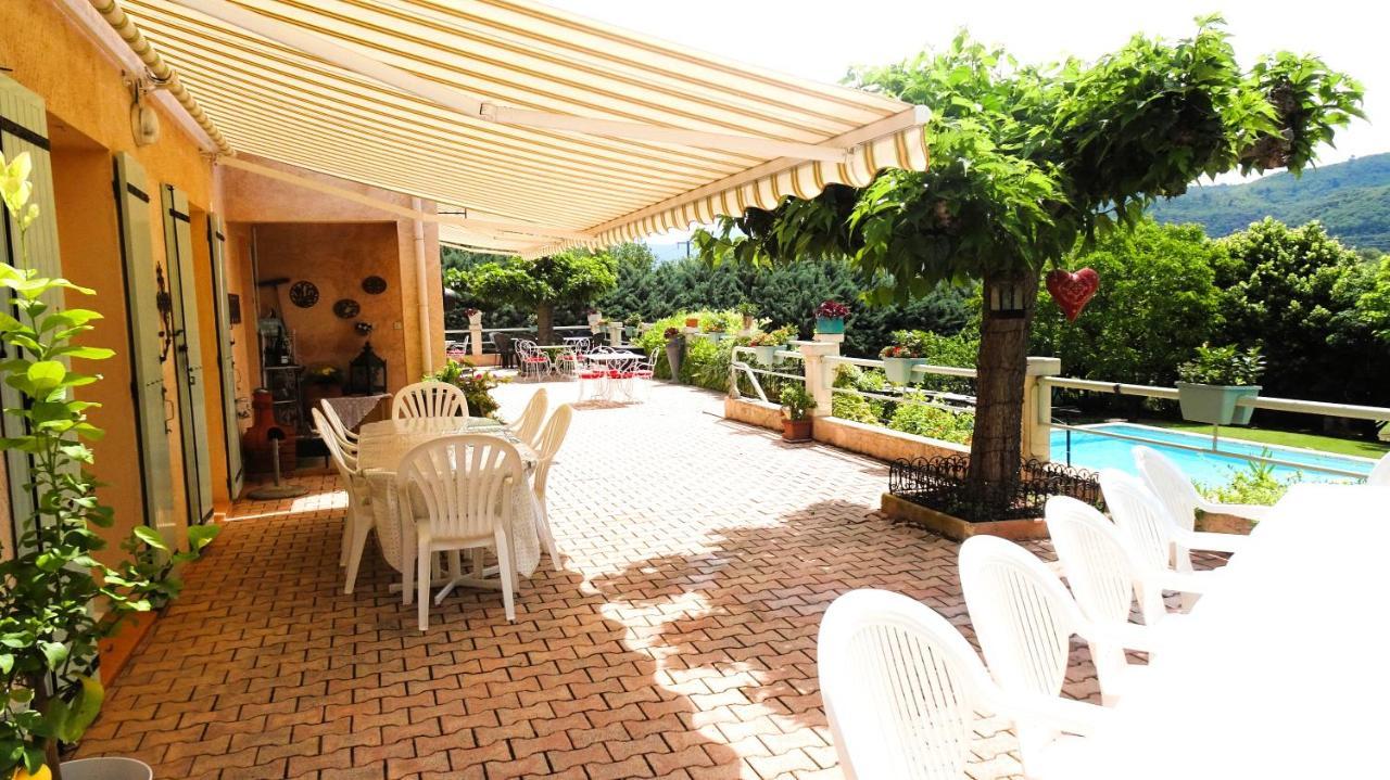 Bed and Breakfast La Bastide Des Roses Saint-Julien-d'Asse Екстер'єр фото