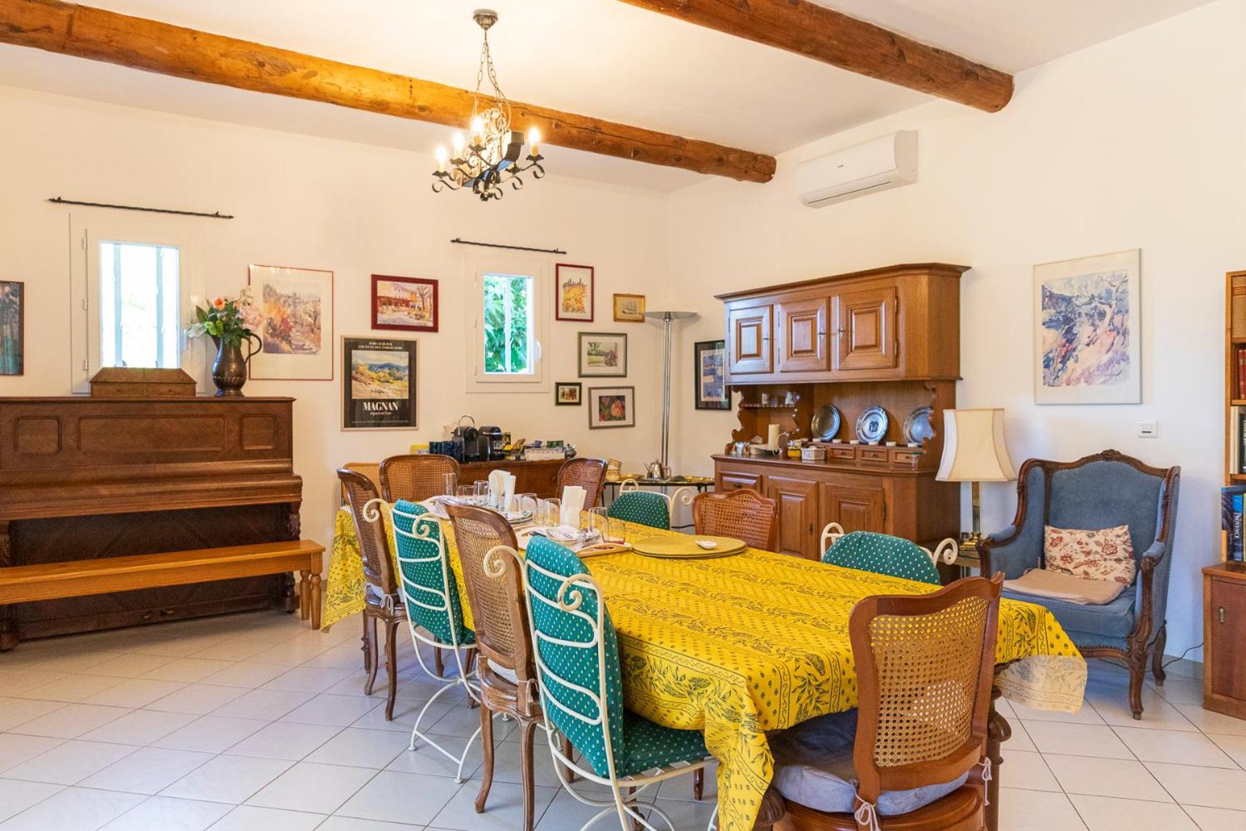 Bed and Breakfast La Bastide Des Roses Saint-Julien-d'Asse Екстер'єр фото