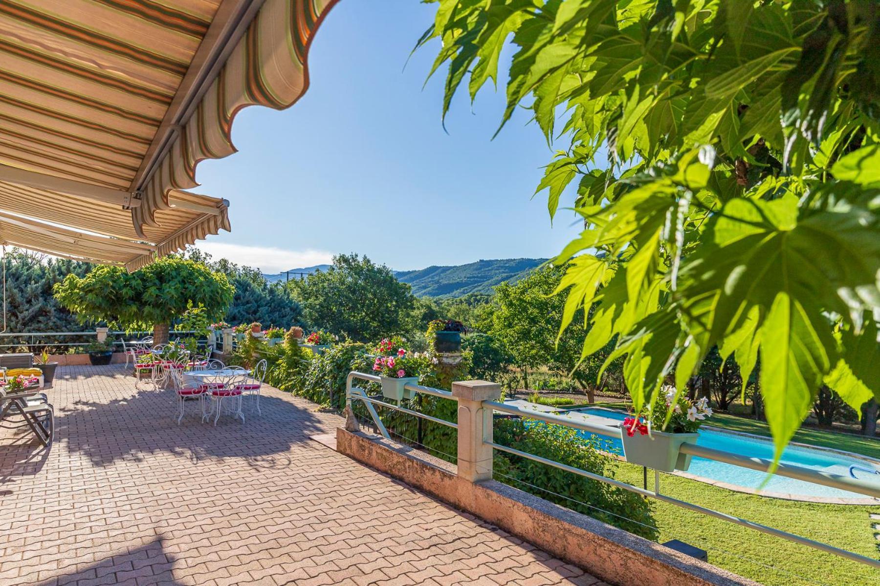 Bed and Breakfast La Bastide Des Roses Saint-Julien-d'Asse Екстер'єр фото