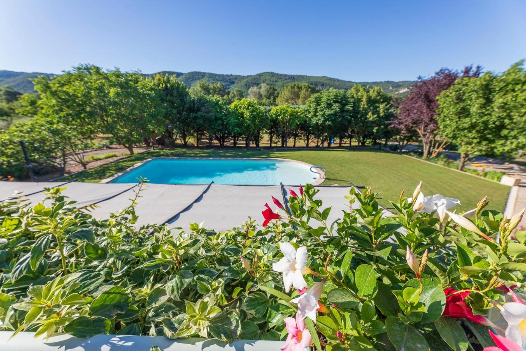 Bed and Breakfast La Bastide Des Roses Saint-Julien-d'Asse Екстер'єр фото