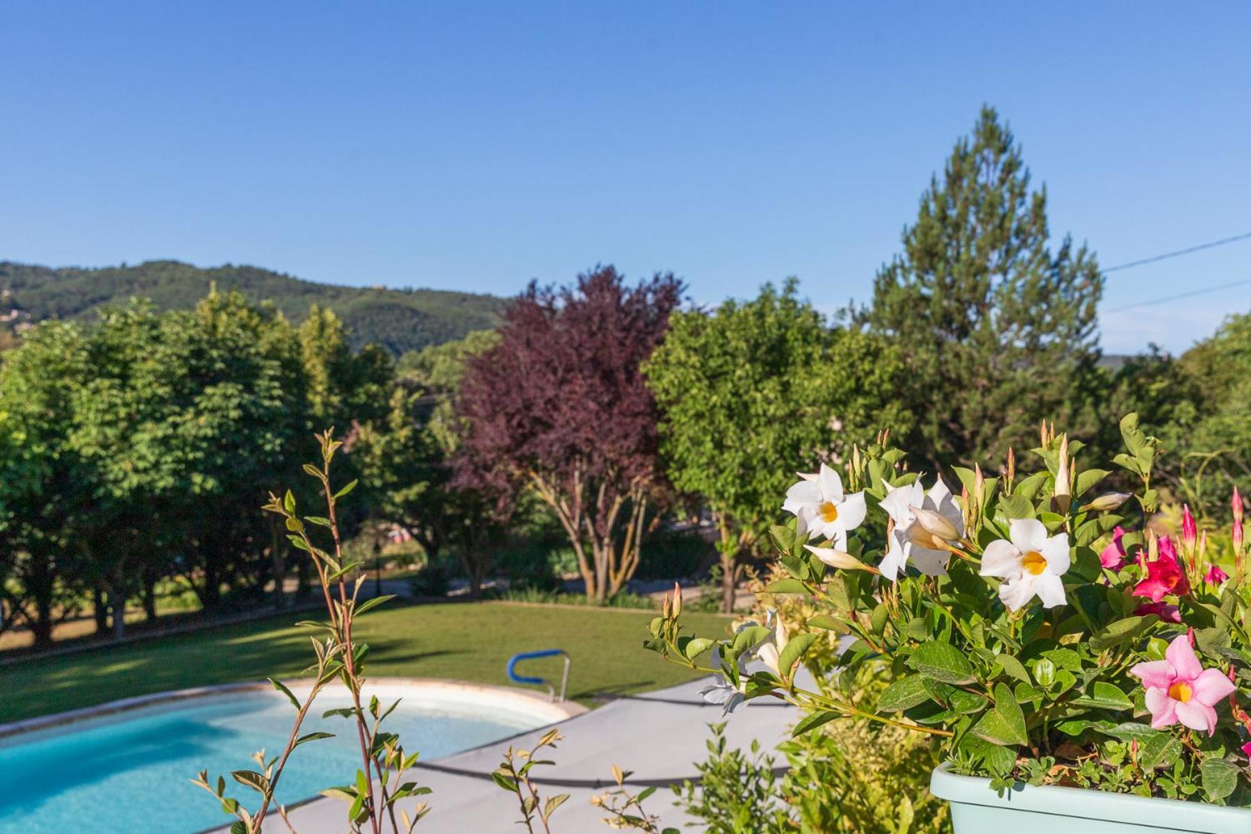 Bed and Breakfast La Bastide Des Roses Saint-Julien-d'Asse Екстер'єр фото